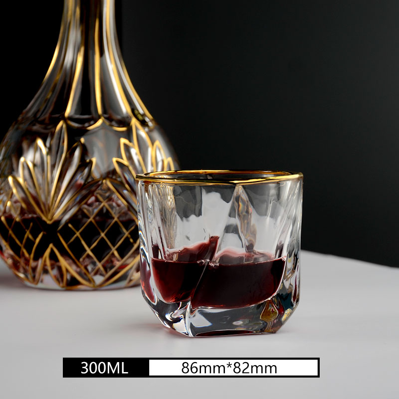 Two Piece Gold Crystal Glass Set Elegant Drinkware Design