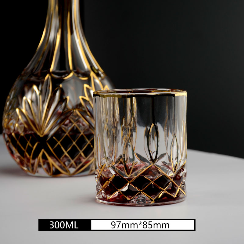 Two Piece Gold Crystal Glass Set Elegant Drinkware Design