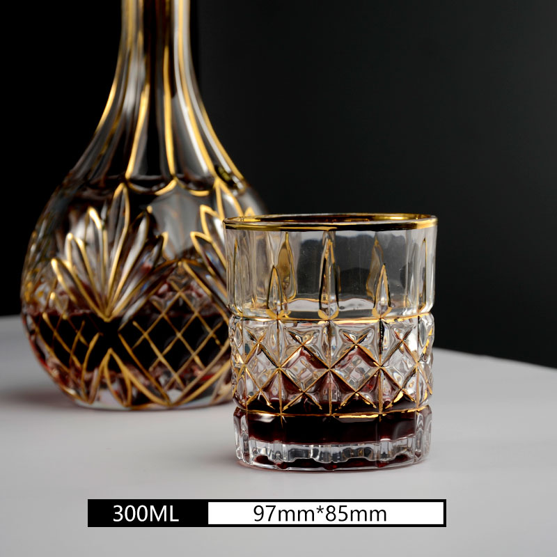 Two Piece Gold Crystal Glass Set Elegant Drinkware Design