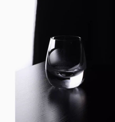 Hand Carved Crystal Glass Elegant Premium Drinkware Design